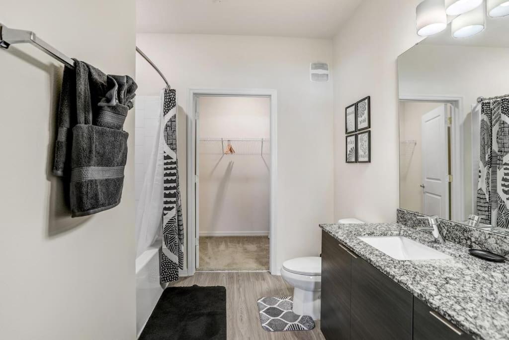 2-Bedroom Eccentric Oasis Тампа Экстерьер фото